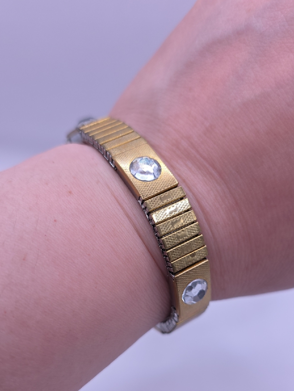 Vintage Tiger Health Magnetic Stretch Bracelet with Clear Gem Accents